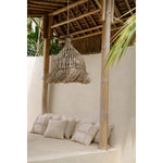 Boho hanglamp Maraluna boven zithoek, handgemaakt van natuurlijk mendonggras en waterhyacint