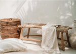 Safi Deken voor een warme boho sfeer in rustieke setting.